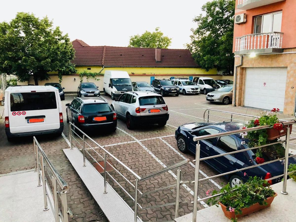 Pensiune Roua 2 Αράντ Εξωτερικό φωτογραφία
